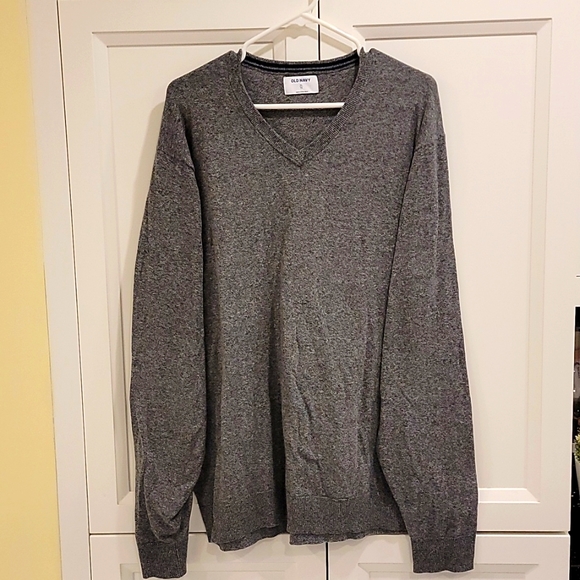 Mens Old Navy V-neck sweater - Picture 1 of 2